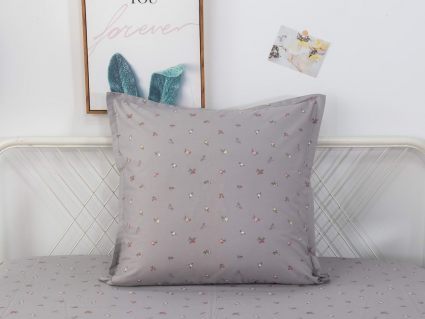 Комплект постельного белья Софи де Марко Бернадетт №18 с одеялом Семейный