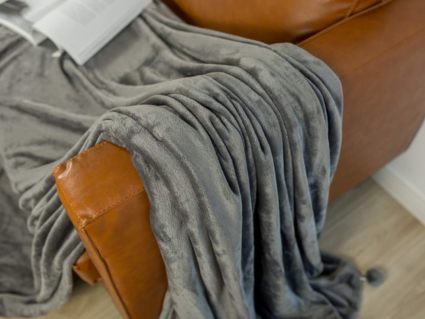 Плед Софи де Марко Бубон-жемчуг Новый (стоун) 160х220